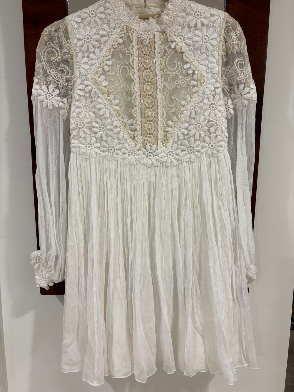 Free People Party embellished gauze white l/s short dress  sample 4  gorgeous
